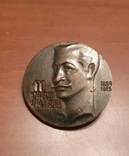 ARMENIA ARMENIAN POET D VARUJAN GENOCIDE BADGE PIN PINBACK MEDAL USSR LITERATURE