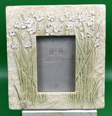 Cheri Blum Stone Look Resin Floral Easel Back Picture Frame Holds 3.5'' X 5''