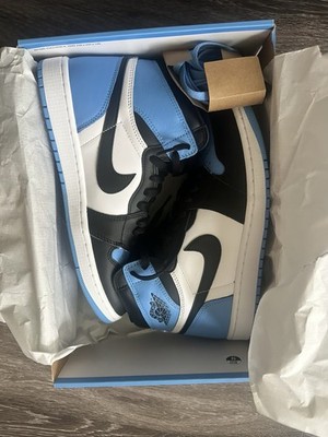 Nike Air Jordan 1 Mid University Blue/White/Black Leather Sneaker DQ8426-401