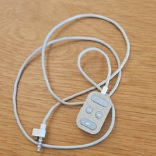 Apple iPod shuffle Wired Remote Control 3.5mm Jack Plug White/Silver A1018