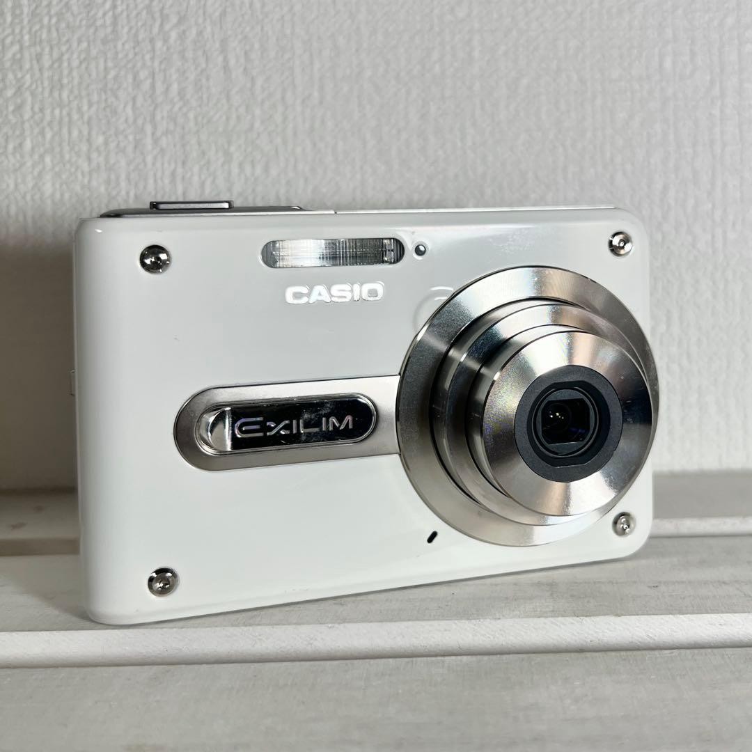 CASIO EXILIM EX-S100 White Digital Camera | eBay