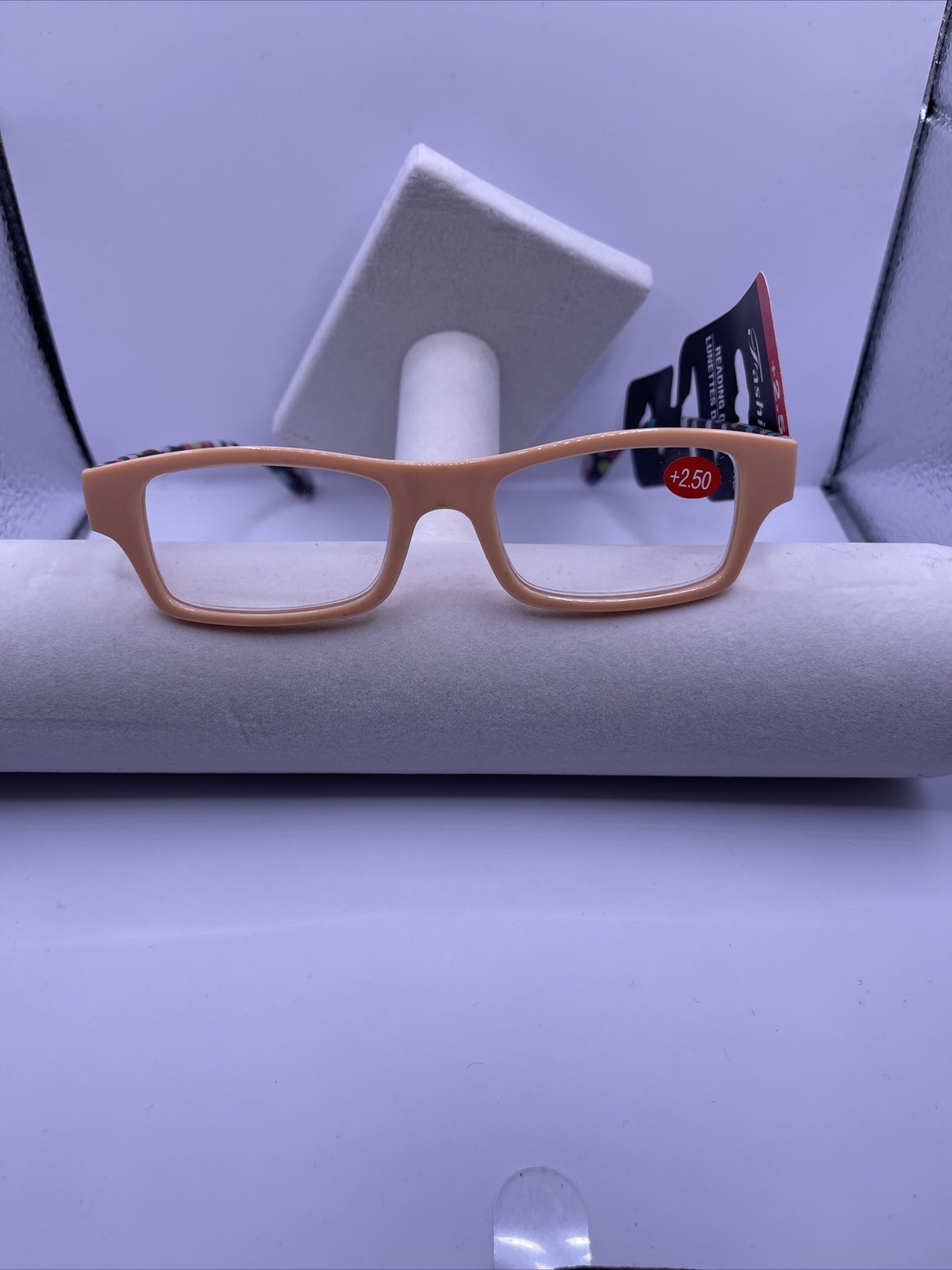 Enhance Clarity with +2.50 Reading Glasses for Sharp Vision