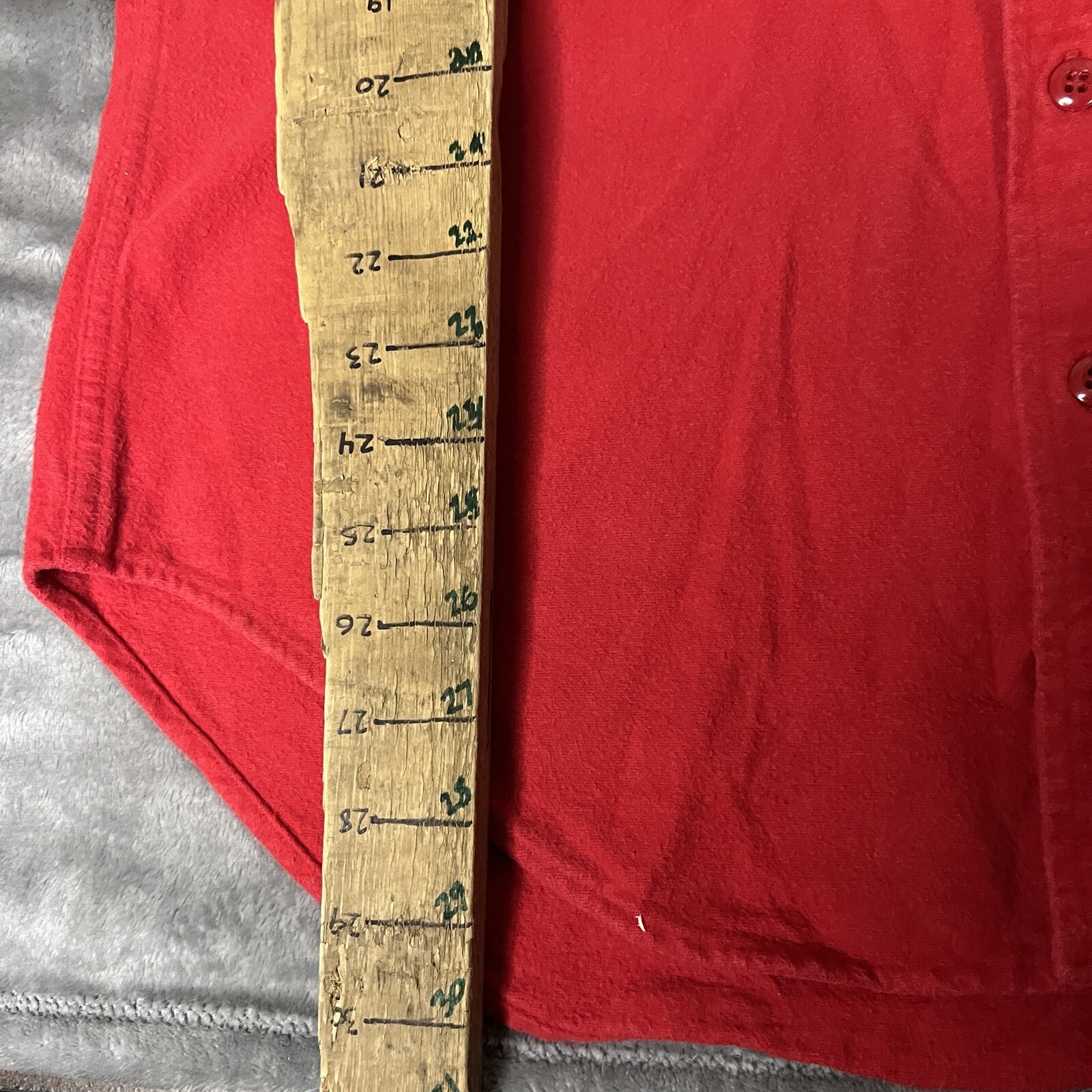 VINTAGE Woolrich Shirt Adult Medium Red Heavy Chamois Flannel Curved Hem RARE 90 image 9