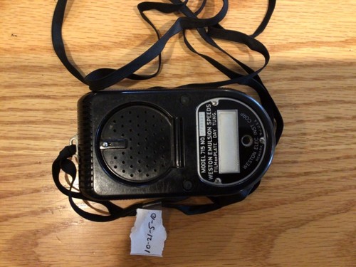 VINTAGE WESTON MASTER UNIVERSAL EXPOSURE LIGHT METER MODEL 715 - Picture 2 of 2