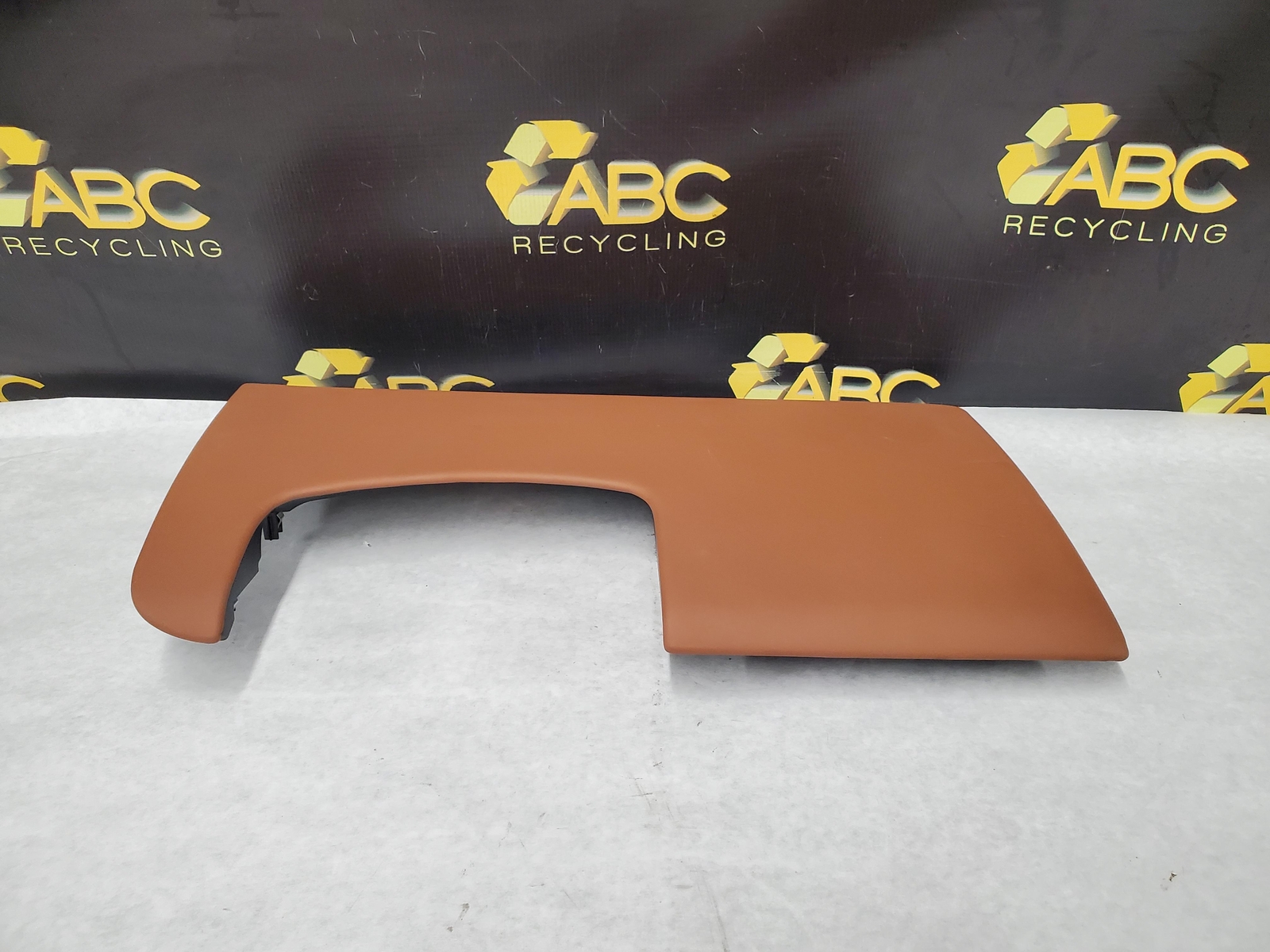 2007 Bentley Flying Spur Knee Bolster Driver's (Saddle) BENTLEY 07 OEM