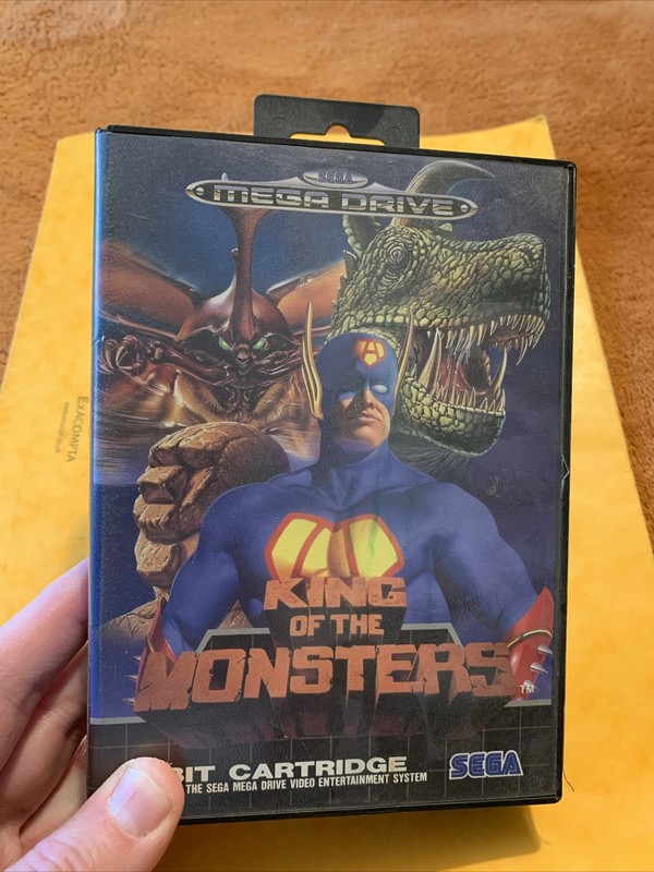 vintage SEGA MEGA DRIVE KING OF THE MONSTERS Very Rare retro Boxed Megadrive
