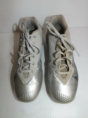 size 5 youth football cleats
