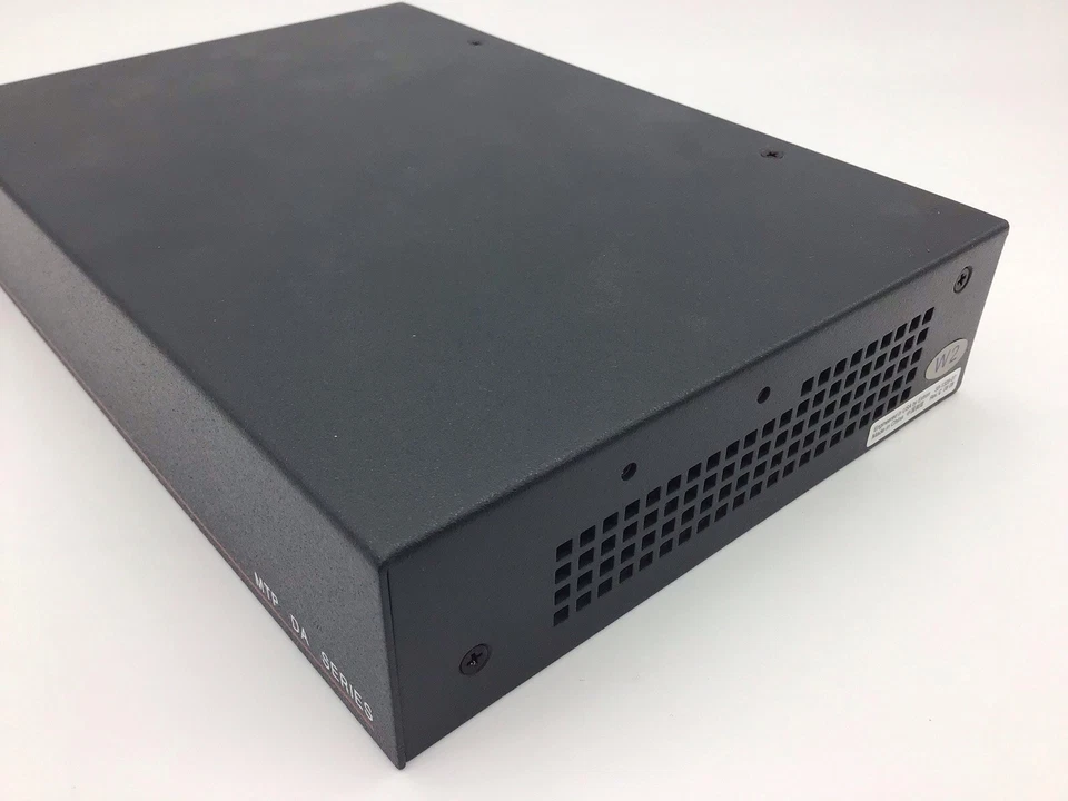 Extron MTP DA4 Distribution Amplifier No Power Cord - Image 2 of 4