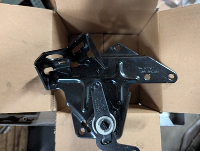 #ad CUMMINS BRACKETTHROTTLE CONTROL 3932349 $298.53