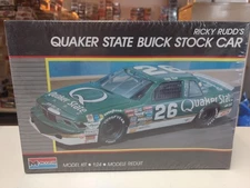 Monogram 2786 Ricky Rudd's Quaker State Buick Stock Car 1/24 model kit