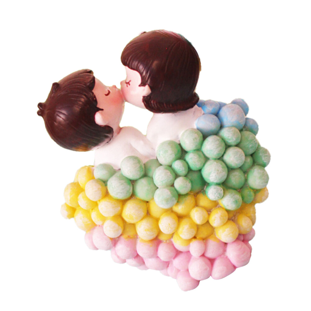 Lover Figurines Bride Groom Figures Resin Cake Decor Kiss Cake Decorations
