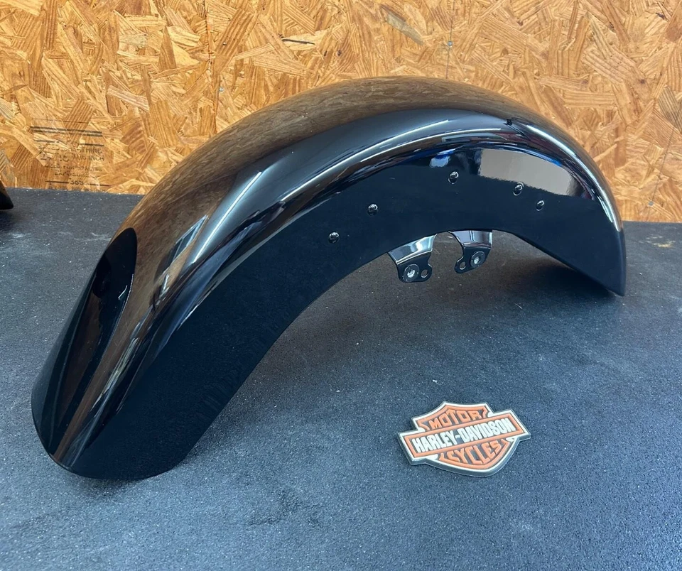 OEM HARLEY-DAVIDSON 2014-23 Touring Ultra Road Street Glide CVO Front Fender - Image 4 of 4
