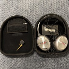Solitude XCS Noise Cancelling Headphones & Carrying Case 