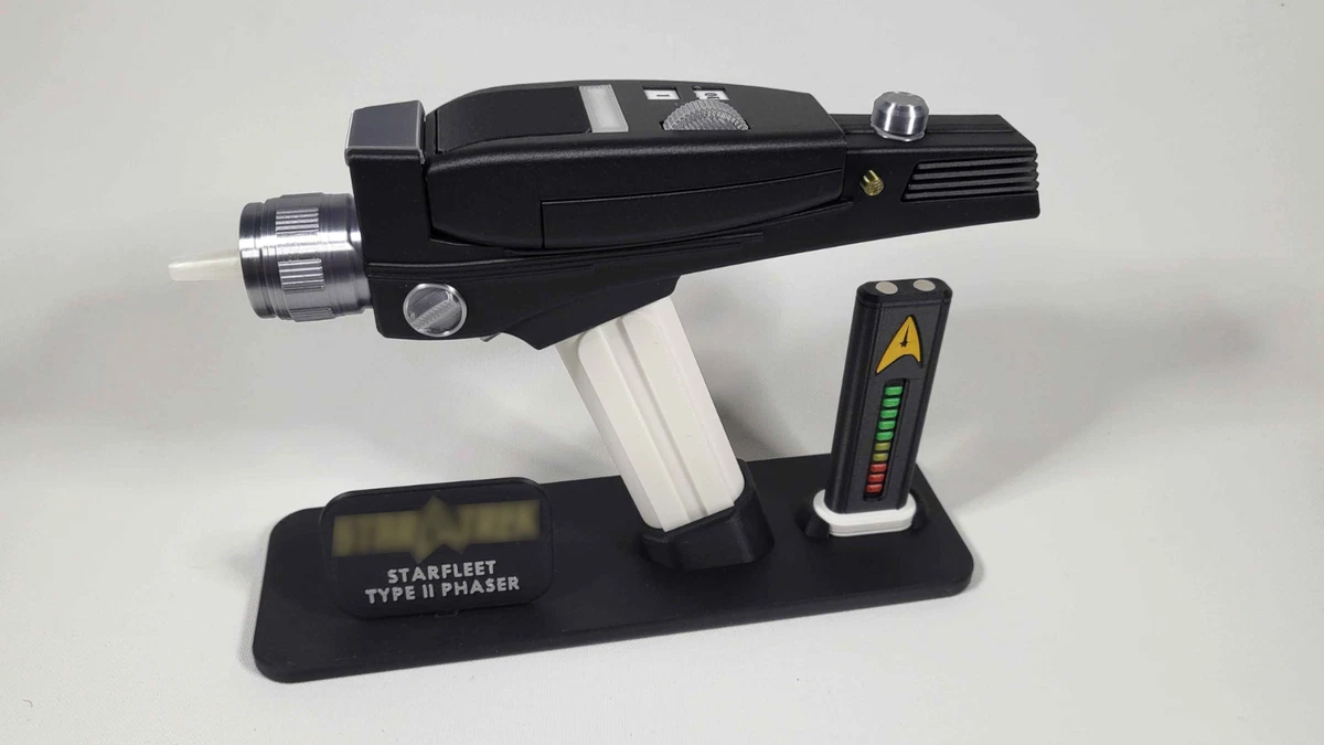 Star Trek Phaser Replica In Star Trek Next Generation Collectibles