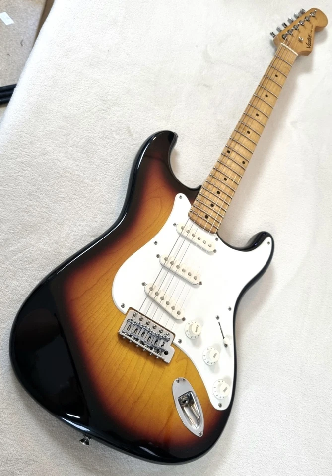 Vintage Vester Stage Series Stratocaster  - Image 4 of 4