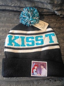 Disney The Little Mermaid Kiss The Girl Pom Beanie Hat Ariel Eric