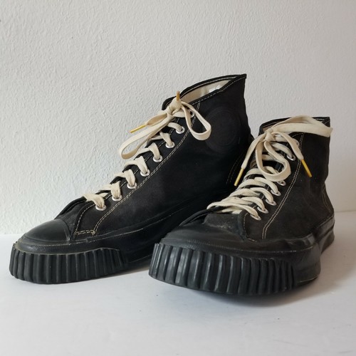 ww2 sneakers