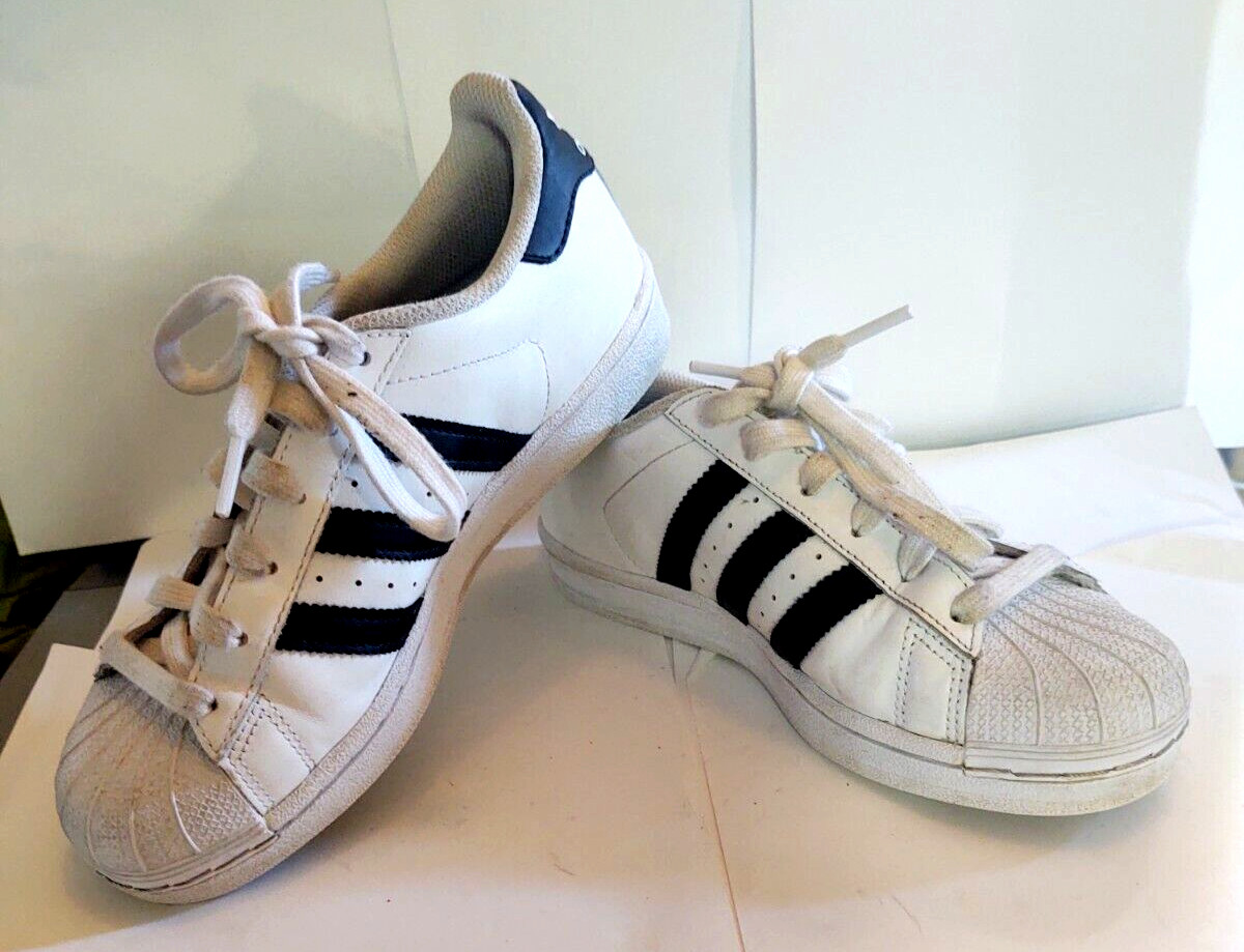 Adidas Superstar J FU7712 (C77154)Youth Kids Unisex Sz 4 White/Black Stripes