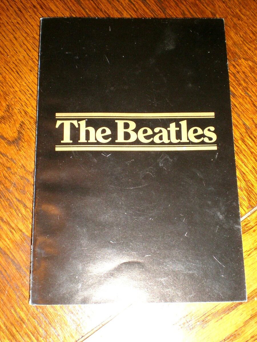 The Beatles BOX LP SET WOODEN with BOOKLET Capitol BBX1 The Beatles BOX LP SET WOODEN with BOOKLET Capitol BBX1