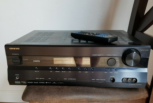 Onkyo HT-R557 5.1-Channel 500W Home 