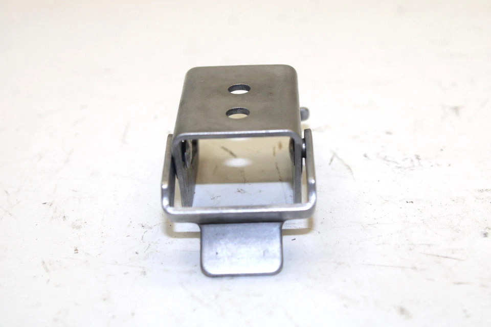 Yamaha Waverunner Iii 650 1992 OEM tapón de bloqueo de pestillo FJ0-62849-00-00 JY3 Foto 2 de 4