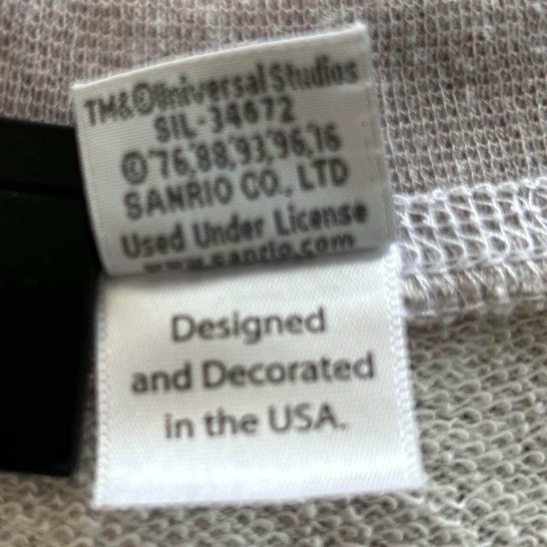 Universal Studios Hello Kitty Graphic Sweatshirt … - image 9