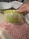 Vintage Lime Green Spring Blossom PYREX 1.5 Quart #402 PYREX 7” Mixing Bowl