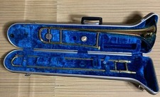 YAMAHA YSL-252 Slide Trombone with Case and Mouthpiece Silver Gray Blue