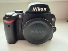 Nikon D40 DSLR Body + battery