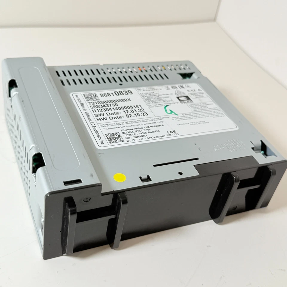 2023 CHEVROLET MALIBU AUDIO EQUIPMENT RADIO RECEIVER OEM 86810839 - Image 4 of 4