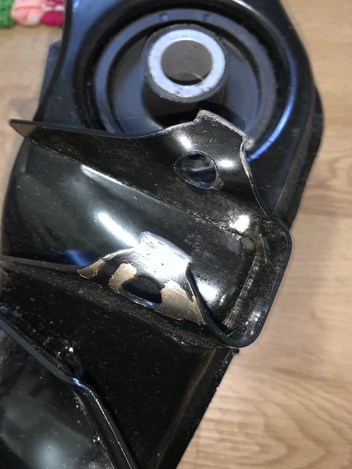 2011 E550 4Matic 梅赛德斯奔驰后副车架  — 第 4/4 张图片