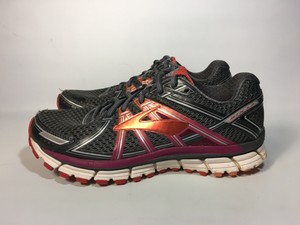 brooks adrenaline gts 17 red