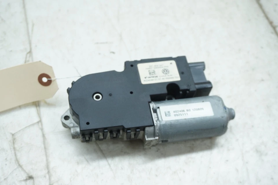 2012-2015 Volkswagen Passat OEM Sun Roof Motor - Image 2 of 4