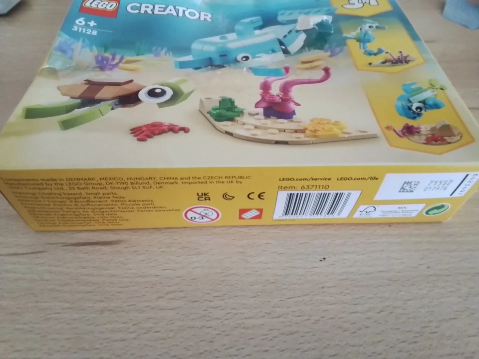 LEGO Creator 31128 Dolphin and Turtle, photo 2 sur 5