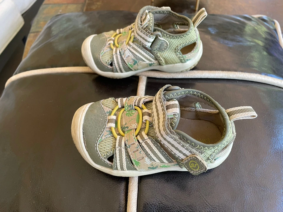 Zapatillas deportivas Stride Rite Riff verdes para senderismo/juego cómodo talla 4,5 M para niños pequeños Foto 2 de 4