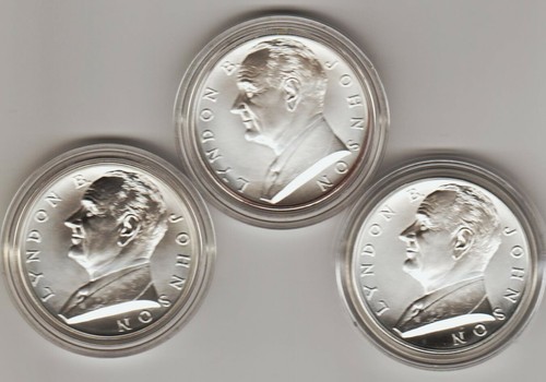 2015 Lyndon Johnson 999 SILVER Chronicles Uncirculated Medal COIN LBJ UniteS ASE - Picture 3 of 9