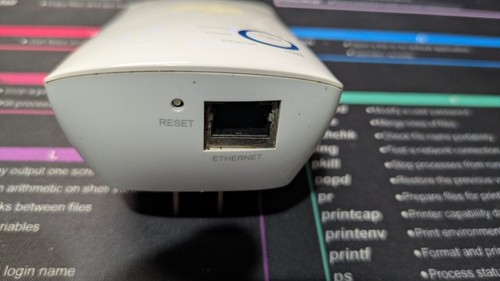 TP-LINK 300Mbps 1 Port Universal Wi-Fi Range Extender - White (TL-WA850RE) - Picture 3 of 3