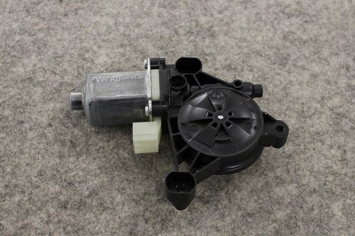 Audi A1 A5 A4 8W Q7 4M R8 4S VW Golf 7 Fensterhebermotor 8W0959801 links rechts