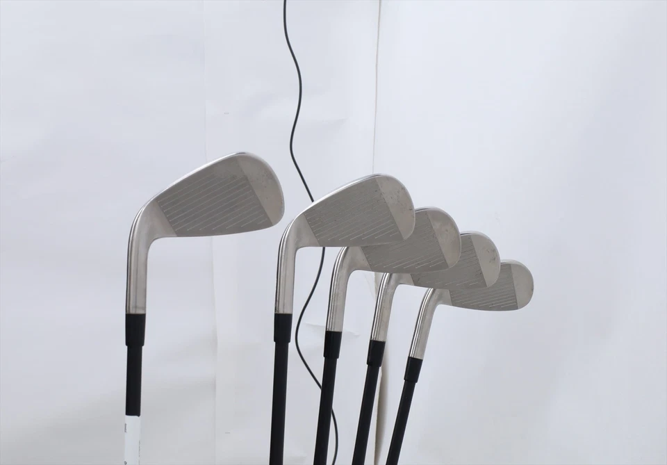 Wilson Dynapwr Iron Set 7-Pw, Gw Stiff Flex Graphite 12720020 Good - Image 2 of 4