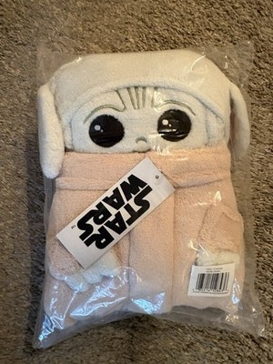 Star Wars The Mandalorian Baby Yoda Disney Plush Blanket New with Tags
