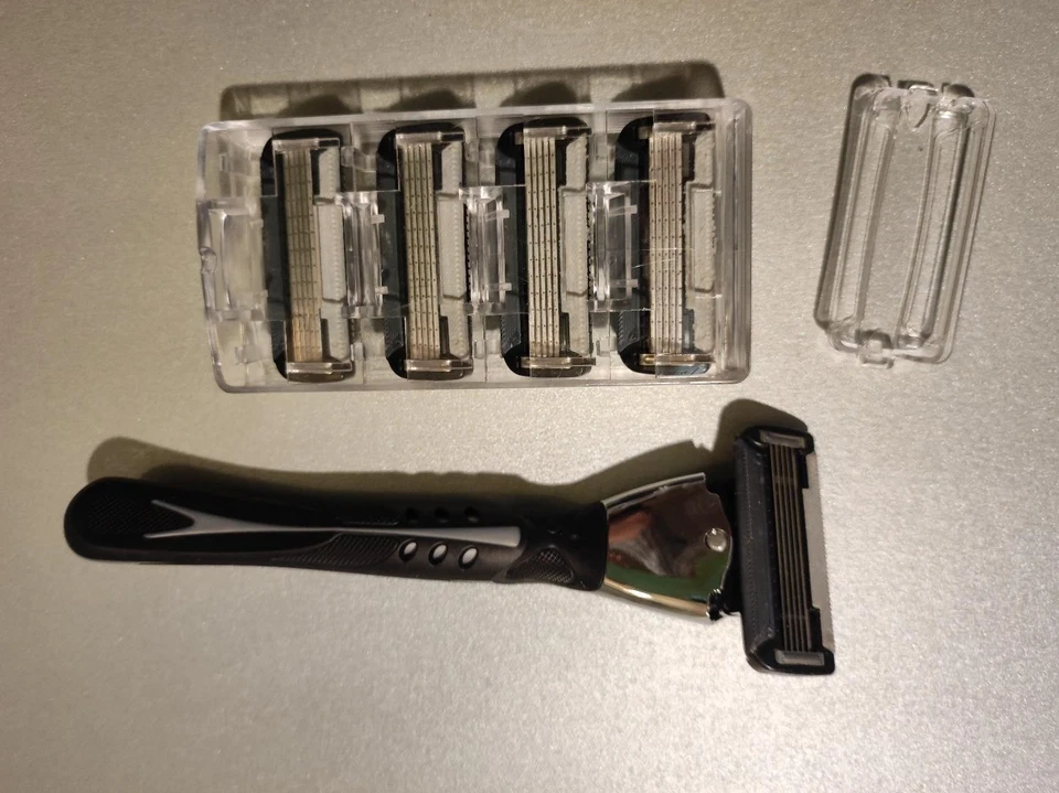 Balea precision 5 Flex Pro Rasierer , neu , plus Klingen 4 stück ohne OVP - Bild 2 von 4
