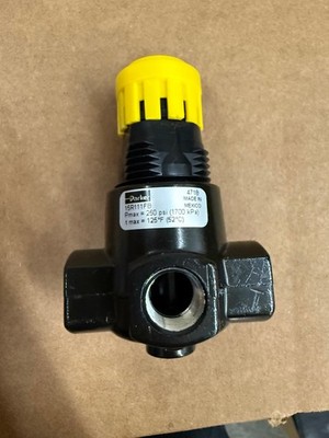 Parker 15R111FB Pneumatic Pressure Regulator 250 PSI Max