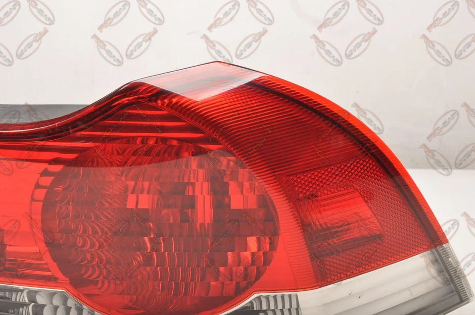 VOLVO C70 II Luz Trasera Luz De Posición Derecho 27730206 - Imagen 4 de 4