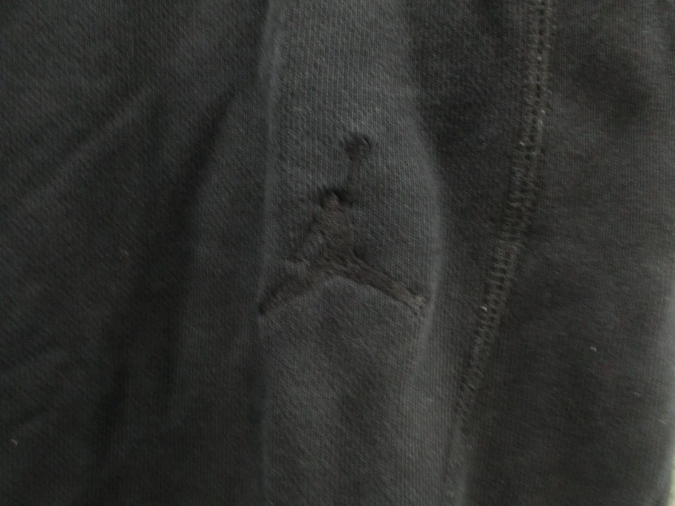 Calça de moletom Air Jordan cônica preta caimento solto cordão masculina tamanho XL X-grande - Imagem 3 de 4