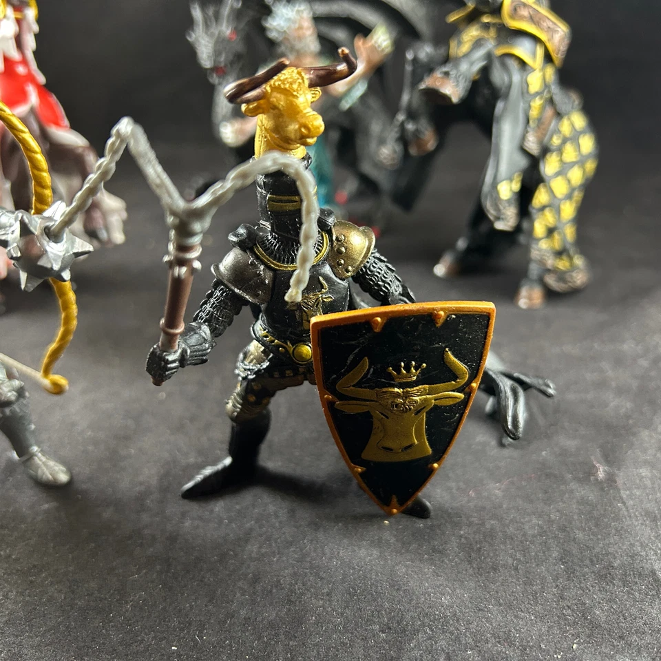 PAPO TORO NEGRO CABALLERO DRAGÓN BLANCO CABALLO Y SAFARI POSEIDÓN DRAGÓN LOTE DE 6X RARO Foto 4 de 4