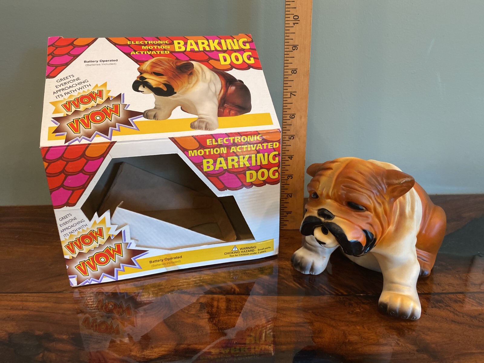 Vintage Barking BULLDOG Motion Activated Barking Toy Animal WORKS! Lt. Wear READ