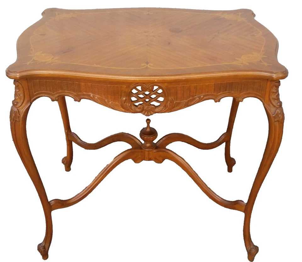 Lámpara de mesa vintage tallada en nogal con incrustaciones de flores francesa para salón tallada años 30 Foto 3 de 4