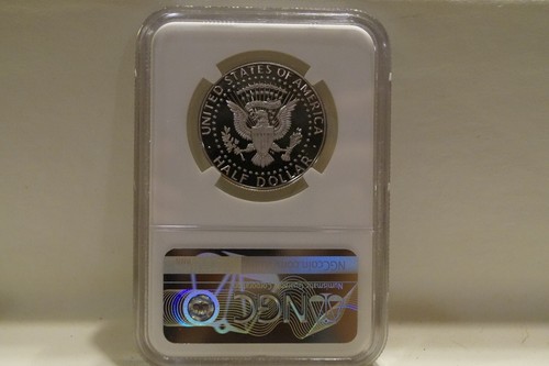 Medio dólar Kennedy revestido E/R 2019-S NGC PF70 Ultra camafeo firmado - Imagen 2 de 2
