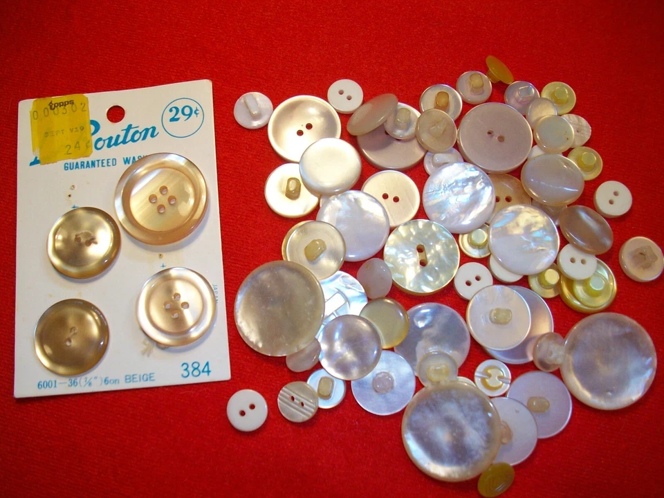 IRIDESCENT PEARL sewing buttons cream/ white Large Lot VINTAGE - Image 2 of 4