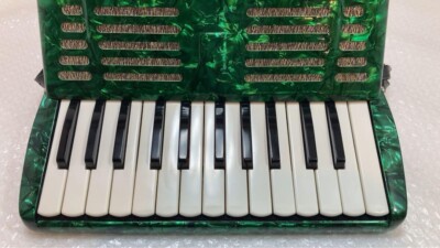【希少・音出し問題なし】YAMAHA アコーディオン YA-12（25鍵） 希少・音出し問題なし】YAMAHA アコーディオン YA-12（25鍵